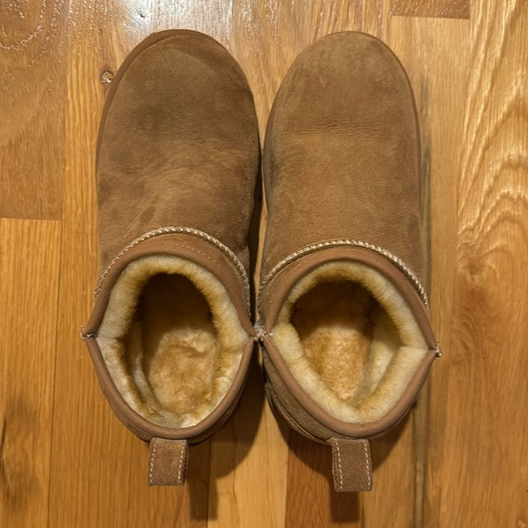L.L. Bean Shoes - Like New L.L. Bean Slippers